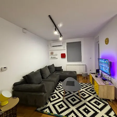Matejin Stan Apartment Veliki Mokri Lug Exterior photo